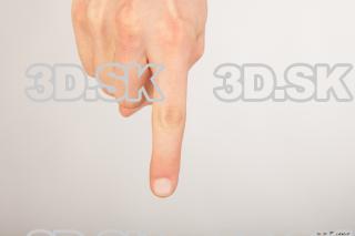 Finger of bodybuilder Andrew 0003